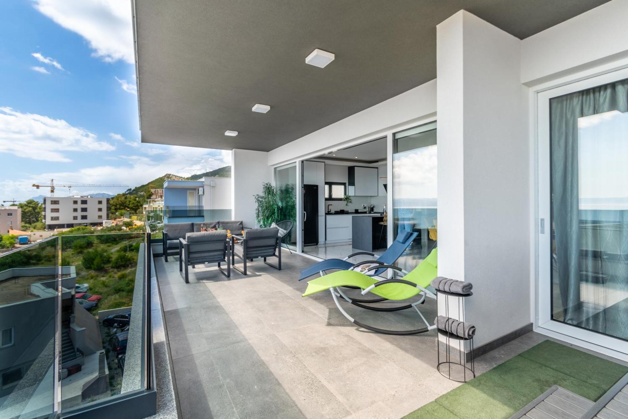 Lux Penthouse Panoramic View With Jacuzzi Apartment Makarska Exterior photo